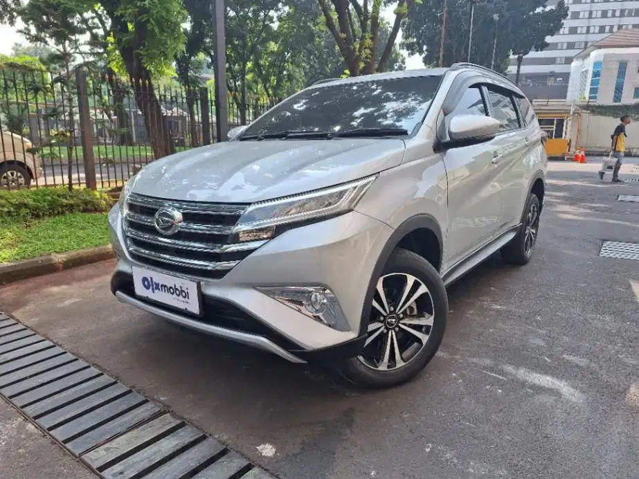 DP MURAH Daihatsu Terios 1.5 R Bensin-MT 2022 Silver CDFTB