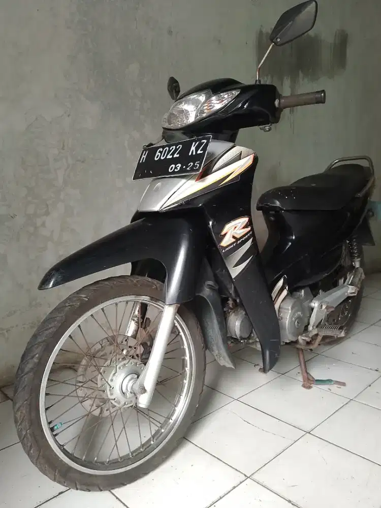 Jual Suzuki smesh 2005 fd 110 xcsp 2,75jt negoo.