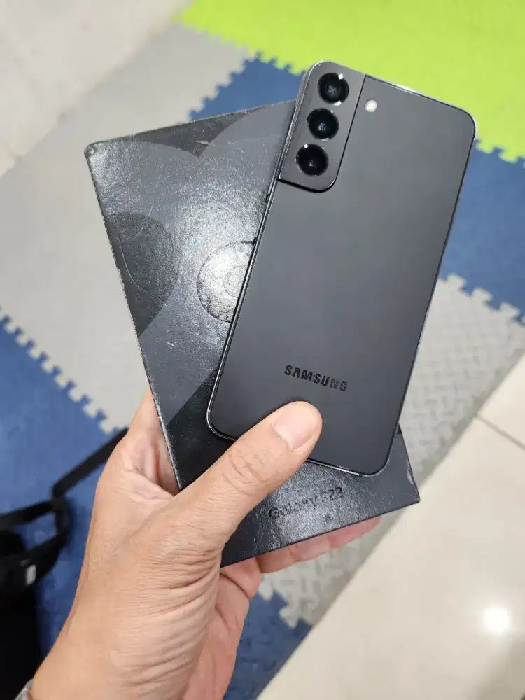 Samsung s22 5g 8/256 resmi Indonesia