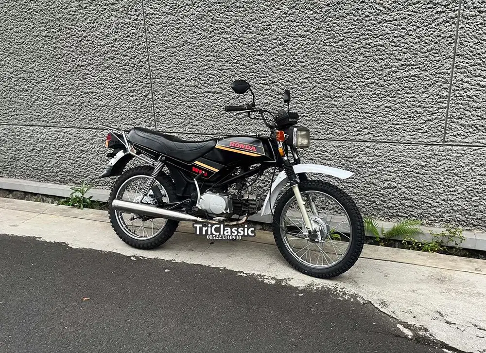 Honda win semi trail