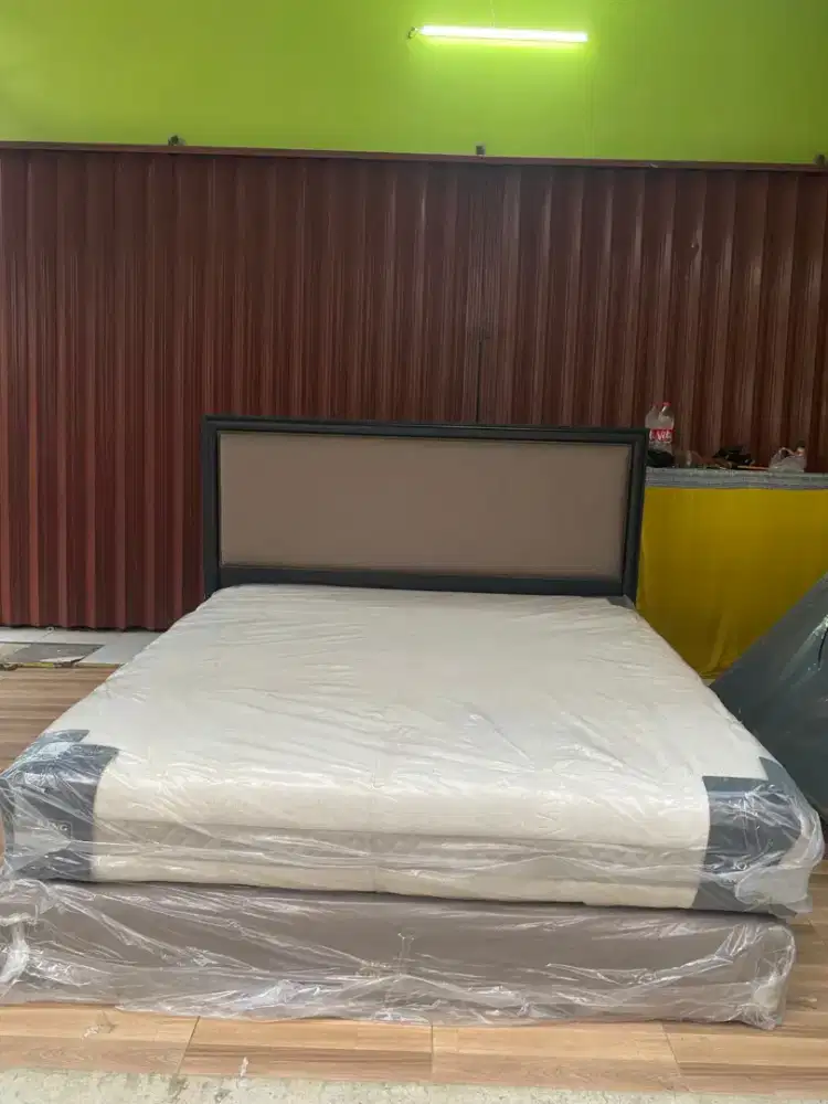 Kasur King Koil Latex Henele 180x200