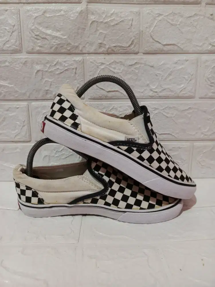 Vans Checkerboard slip on Black White