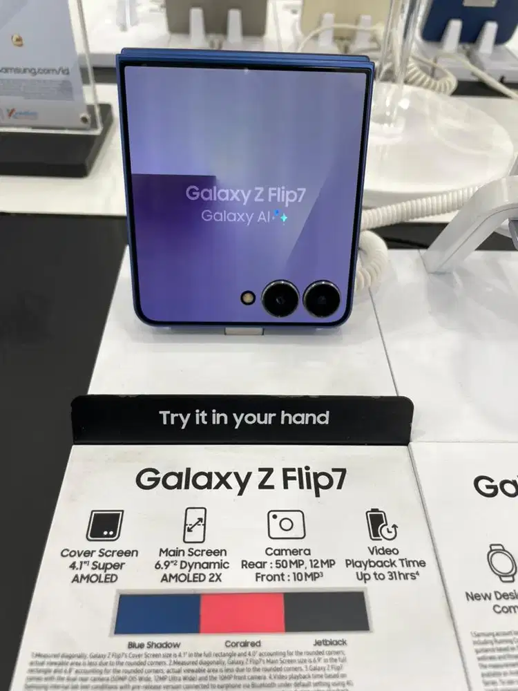 Samsung Galaxy Z Flip 7