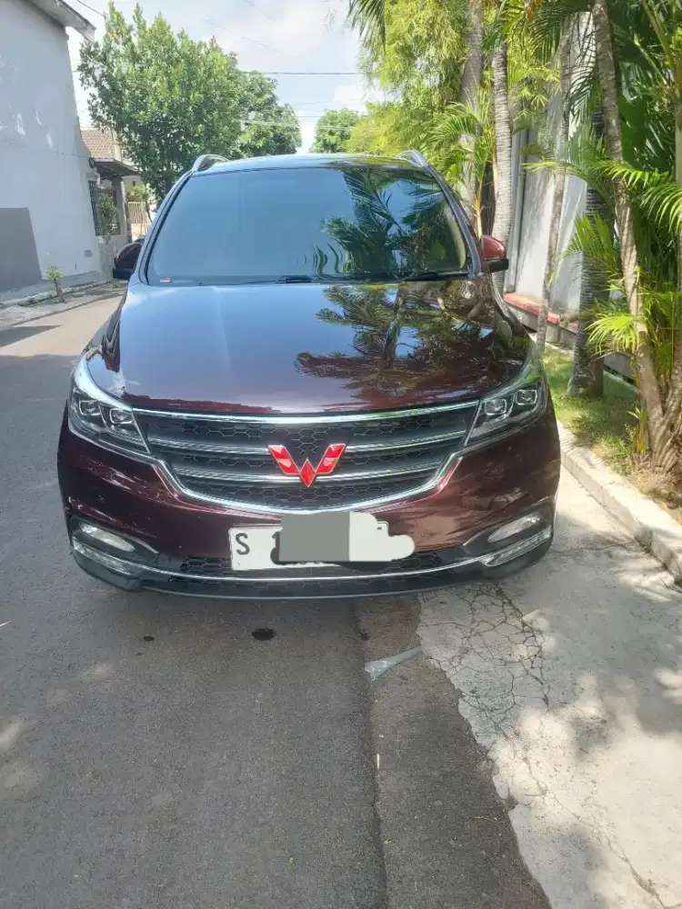 Wuling Cortez 1.8 mt sunroof, type tertinggi.