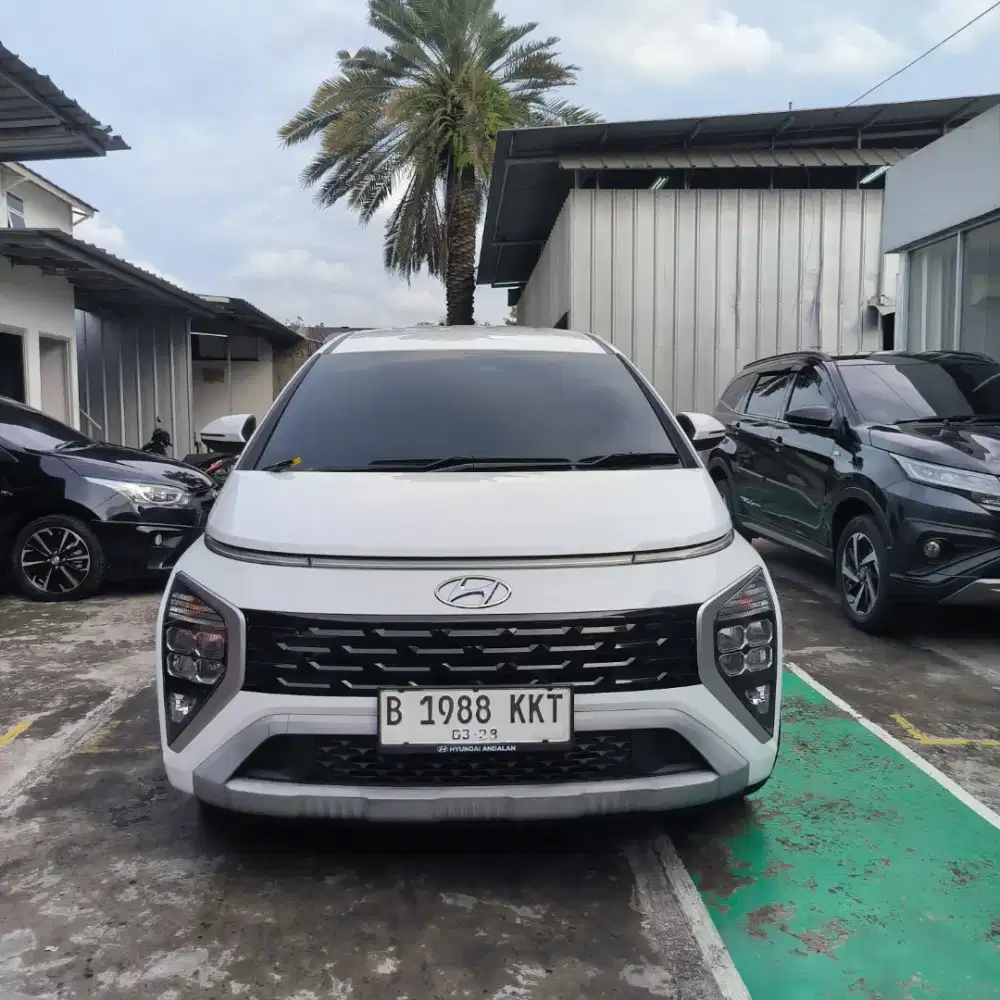 Hyundai stargazer Prime 2022 captain seat