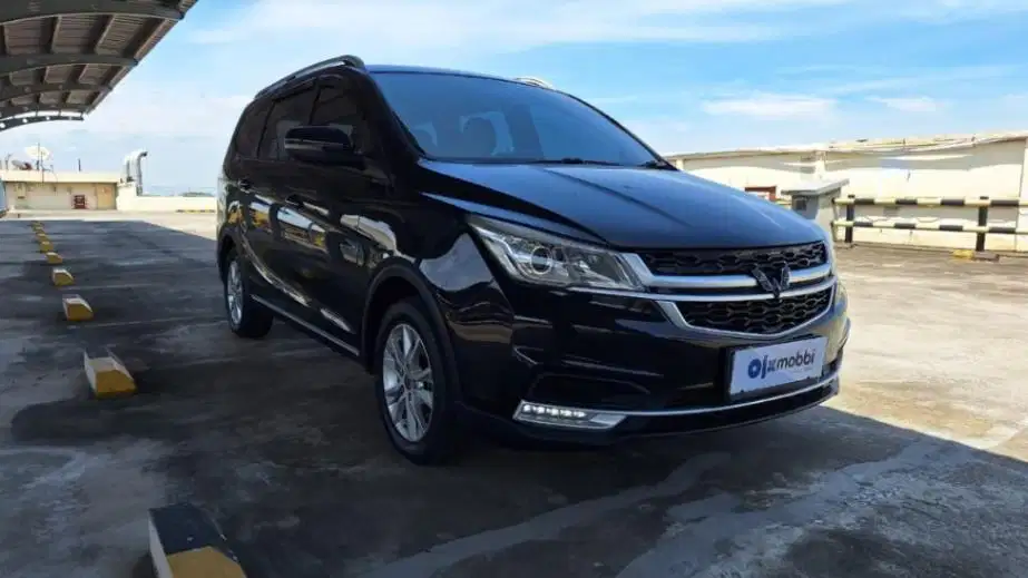 LOW DP Wuling Cortez 1.5S T Lux+ Bensin-AT 2021 BRQ