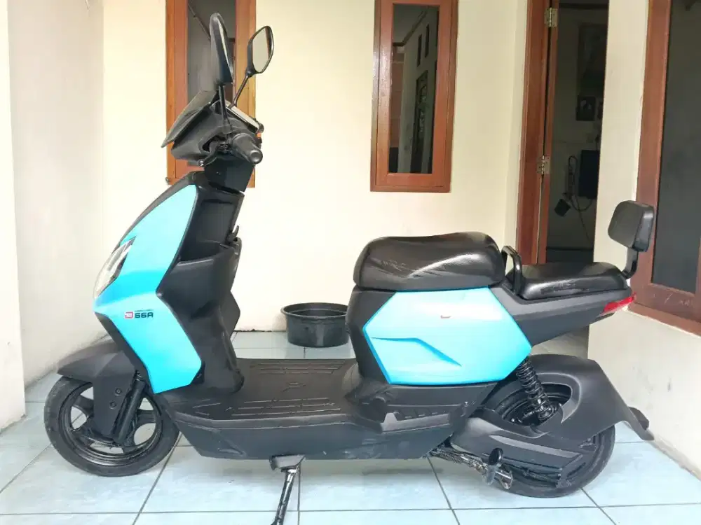 Jual sepeda motor listrik merk u winfly tahun 2025 bulan 12