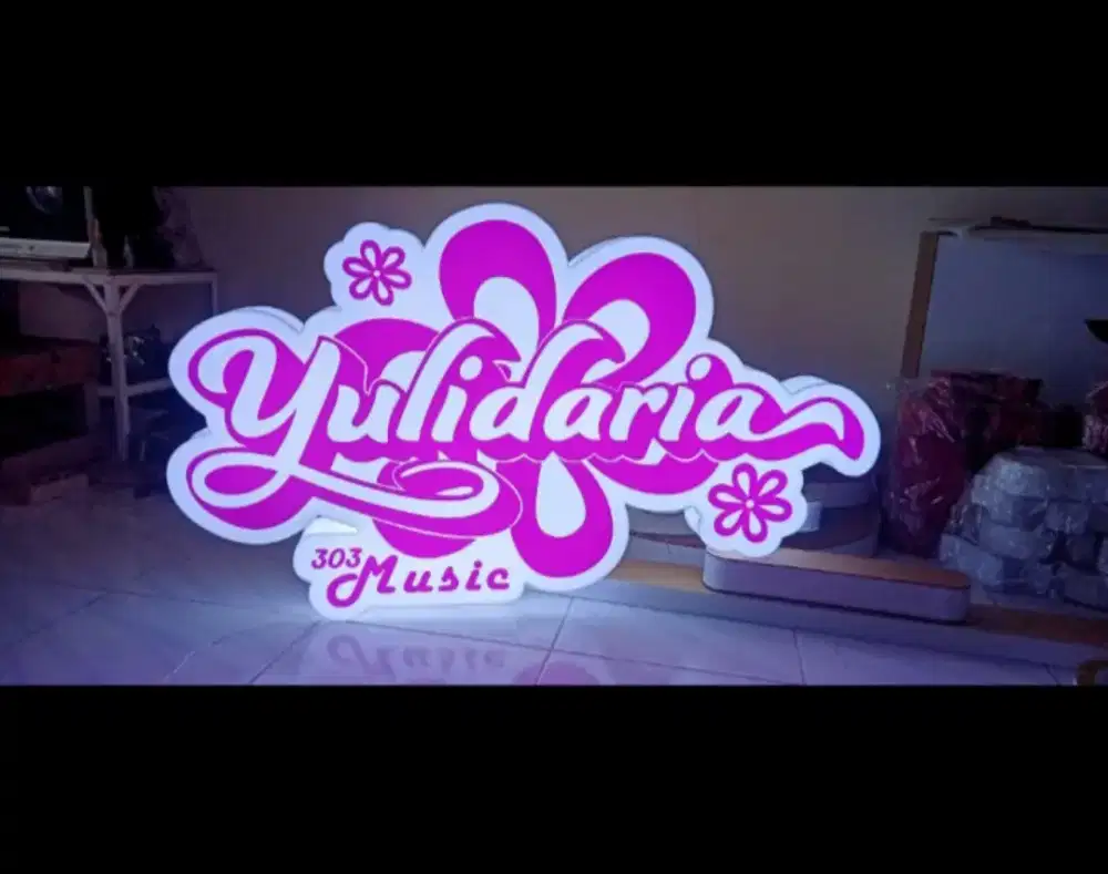 Neon Box Huruf Timbul Acrylic/Stainless Steel