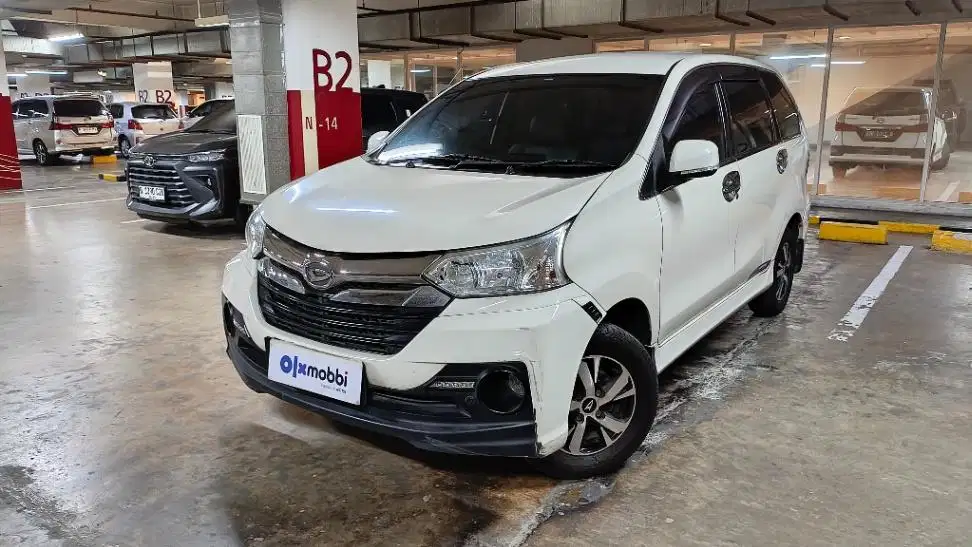 DP MURAH Daihatsu Xenia 1.3 R SPORTY Bensin-AT 2017 Putih CFMKB