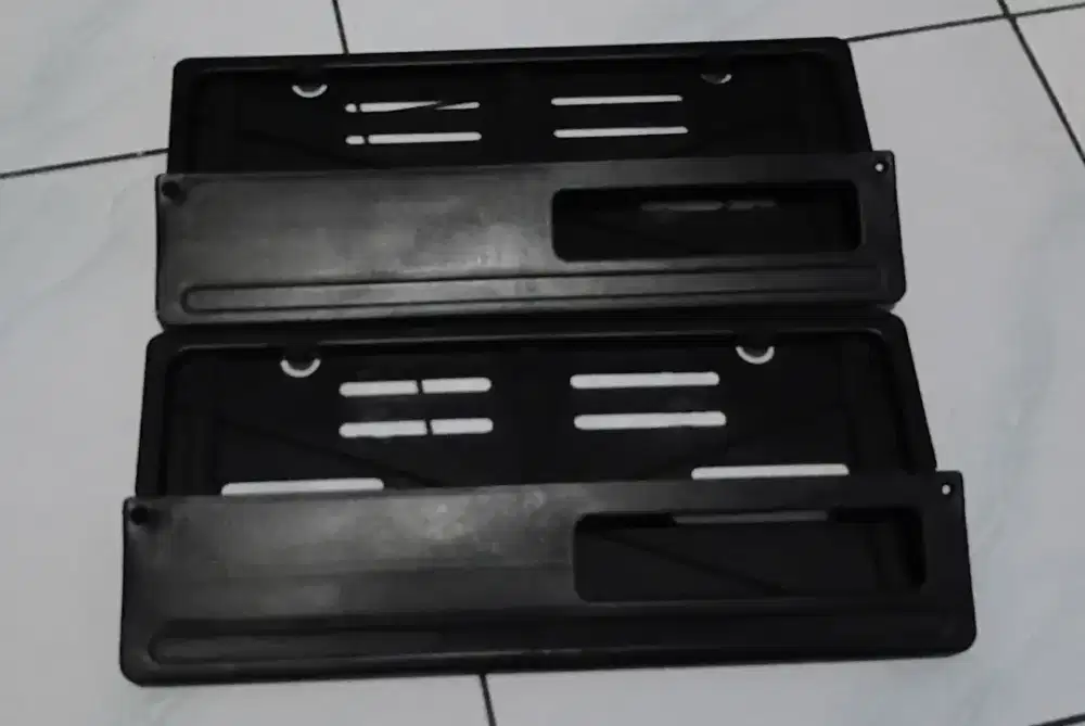 Dudukan Plat no motor