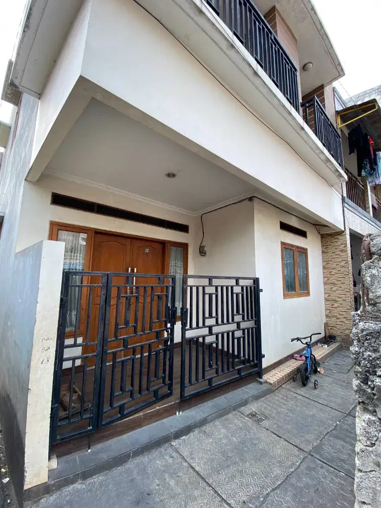 DIJUAL RUMAH 2 LANTAI DAERAH DEPSOS BINTARO PESANGGRAHAN