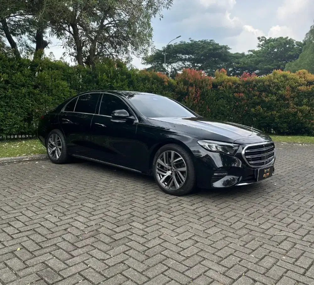 Merc Benz E200 Exclusive Line W214 2024