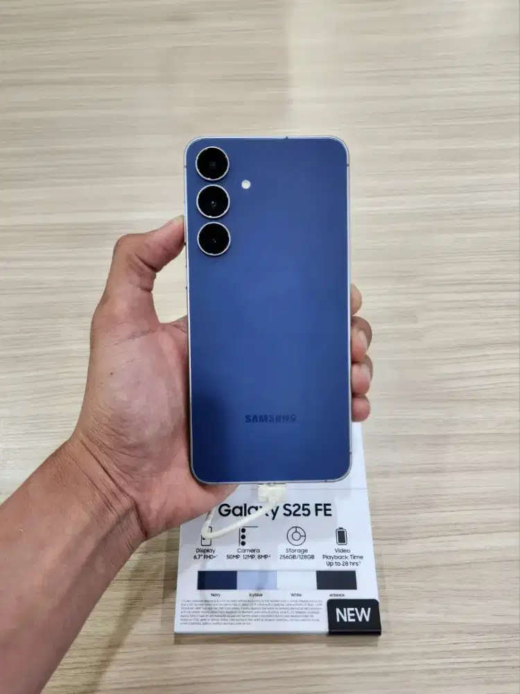 SAMSUNG S25 FE 8/256