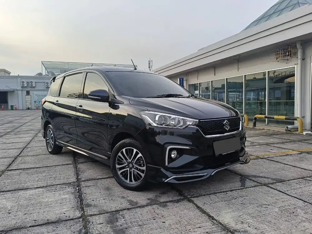 SUZUKI ERTIGA 1.5 SPORT HYBRID 2022