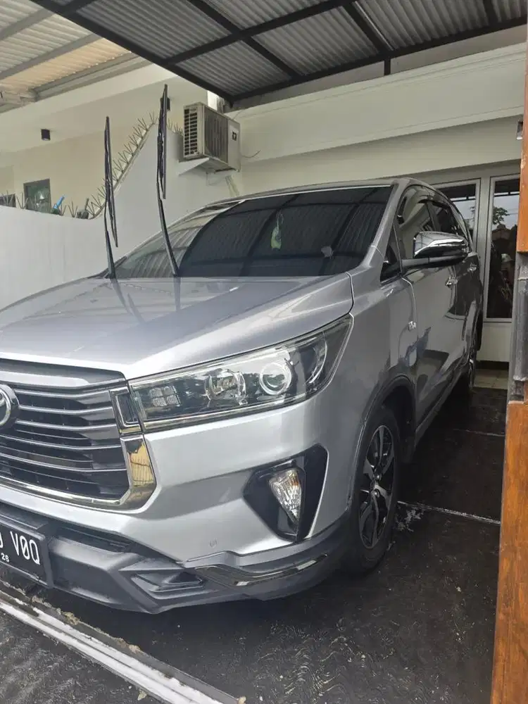 Innova Venturer Bensin