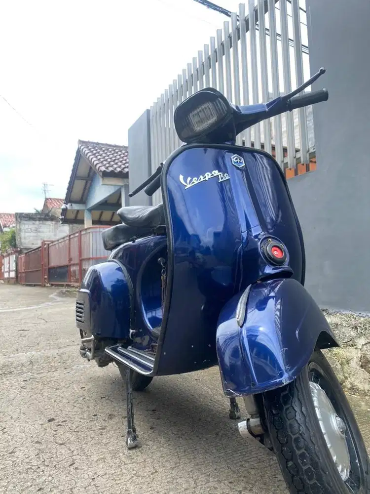 Di jual Vespa Super tahun 1975