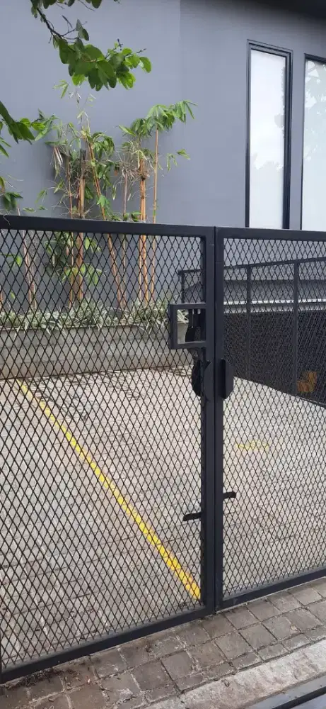 Pagar besi ram expanda