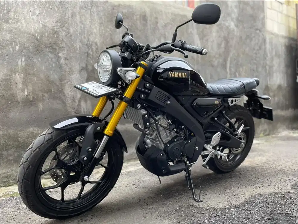 Xsr  2025 99% baru kredit dp 7 jt