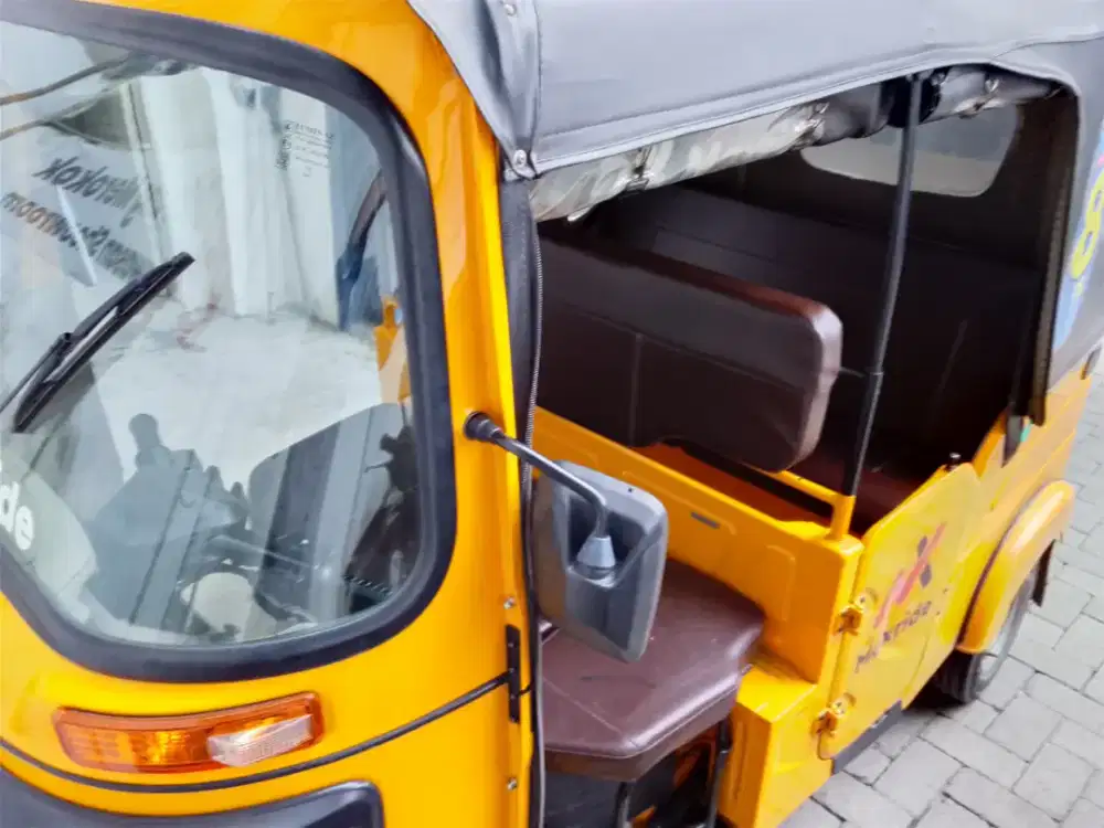 Bajaj Seken kondisi istemewa