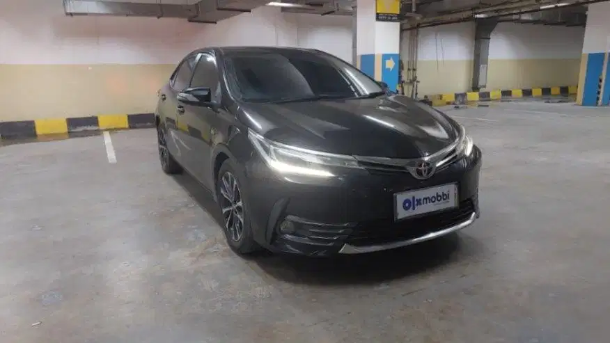 LOW DP Toyota Corolla Altis 1.8 V Bensin-AT 2019 TAG
