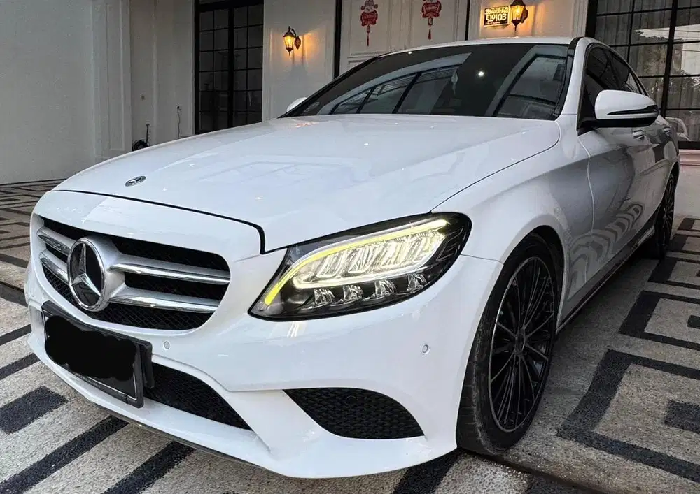2019 Mercedes-Benz C200 1.5 EQ Boost Avantgarde Line Sedan W205