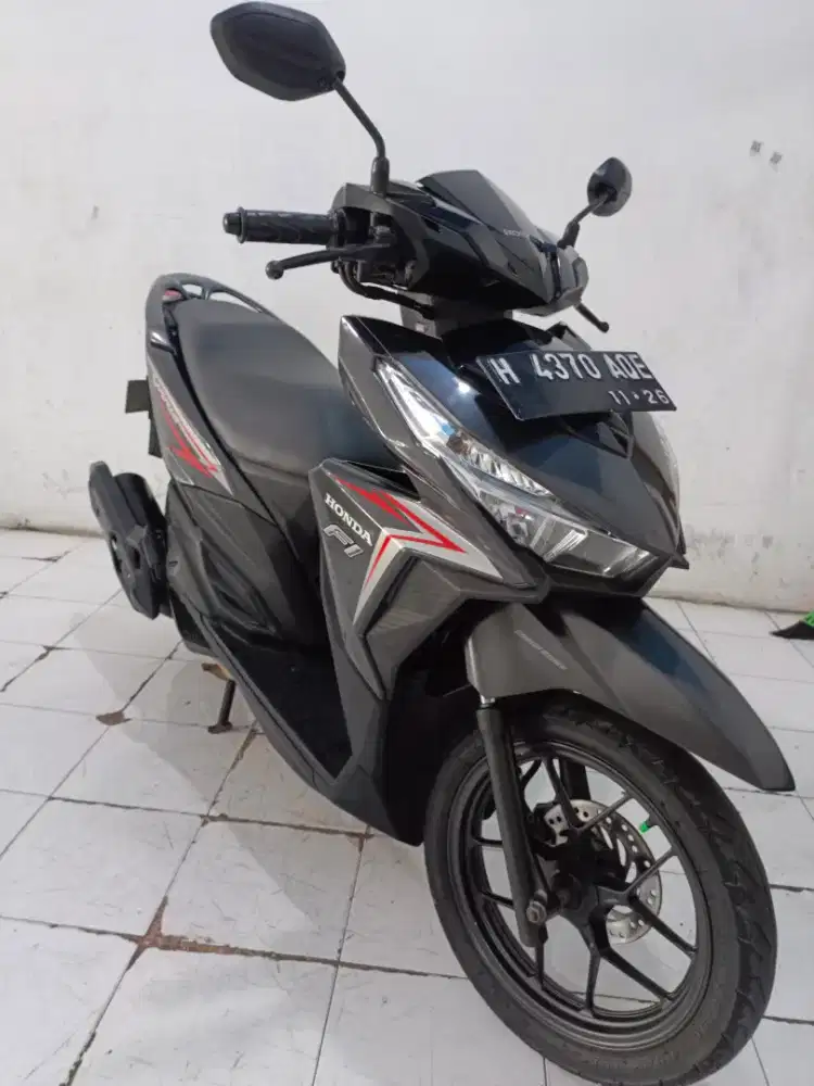 vario 125 cw hitam 2016
