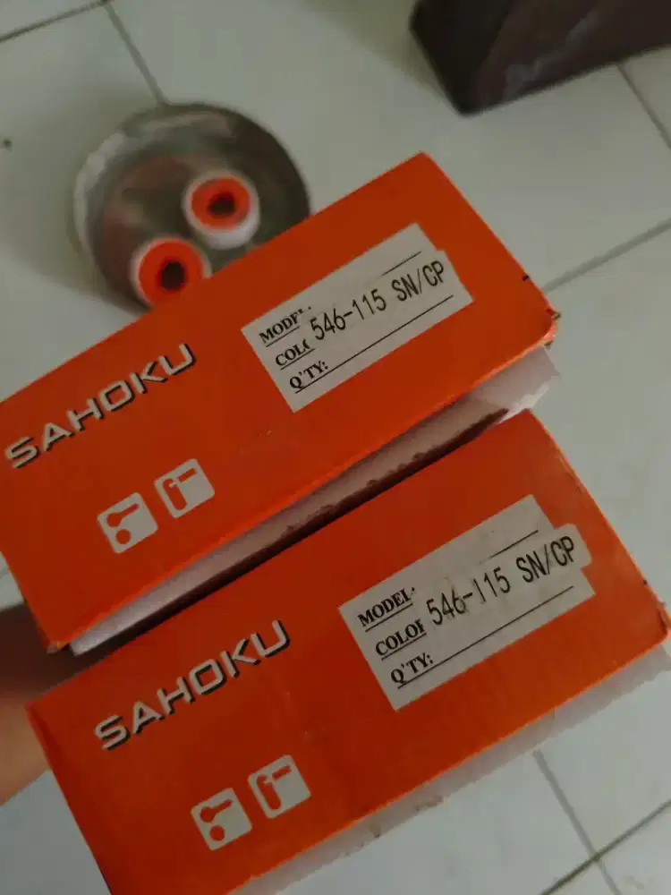 Handel pintu Sahoku kecil