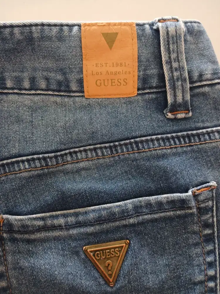 Jeans Guest size 32
