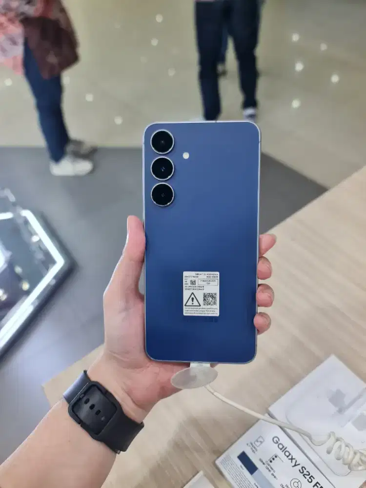 Samsung S25Fe garansi resmi