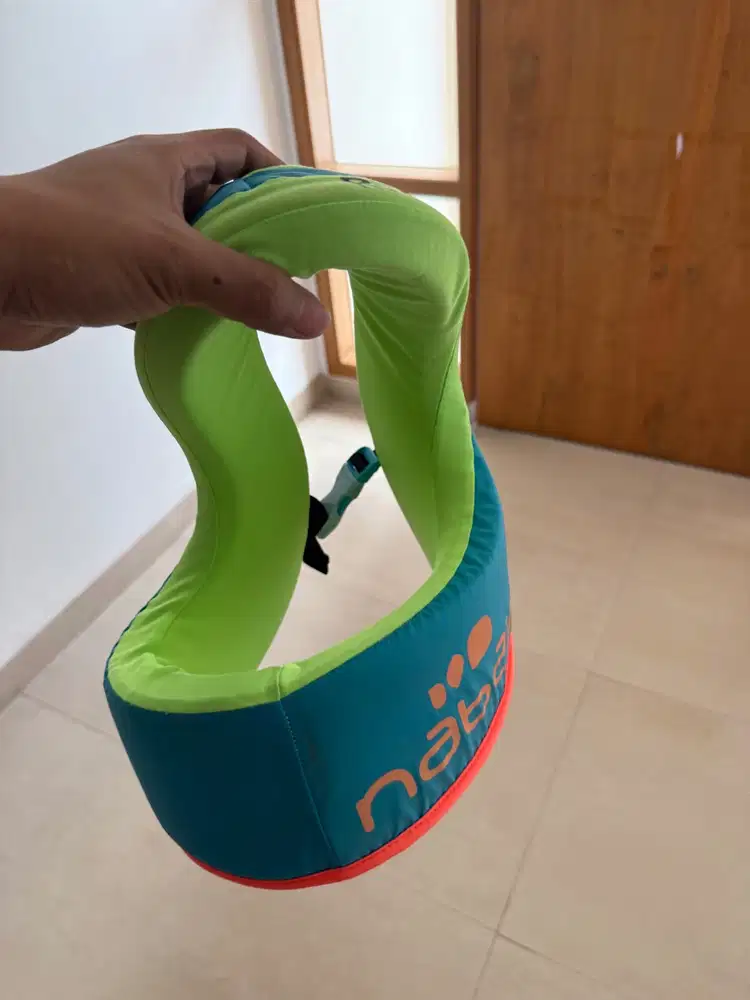 Baju pelambung balita / Toddler float vest merek Nabaji