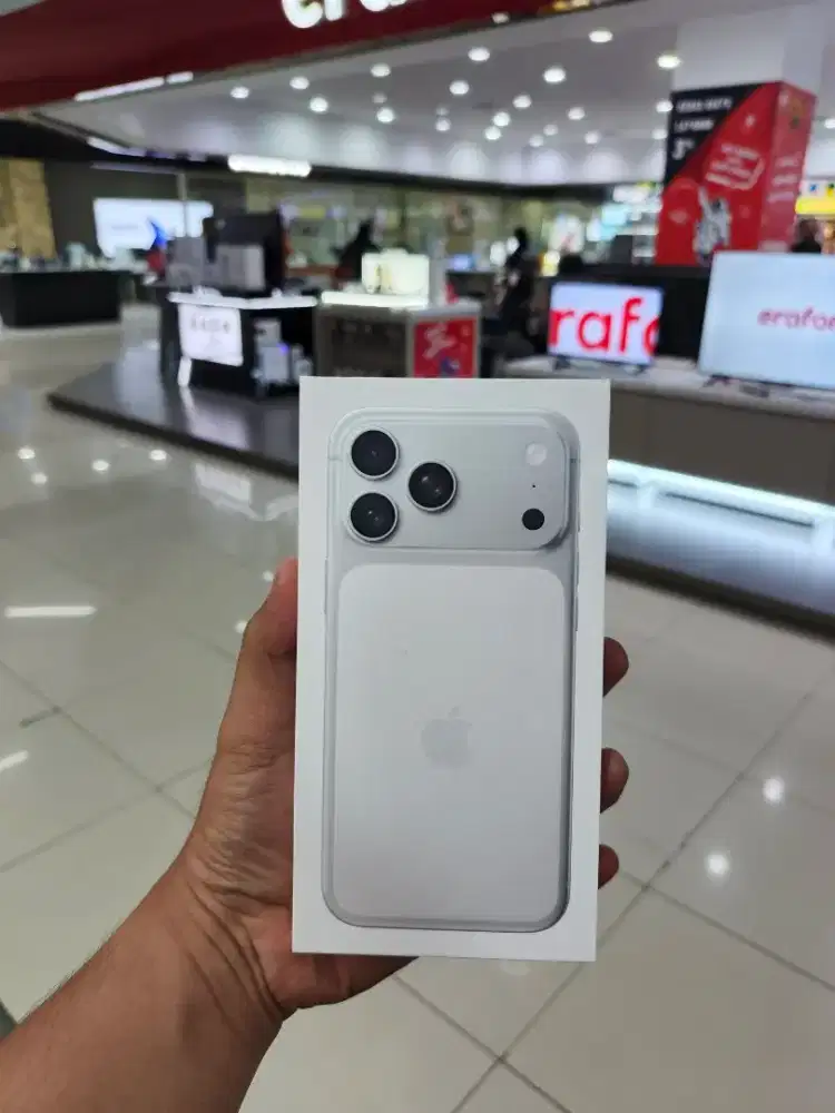 iPhone 17 ProMax 256 Silver