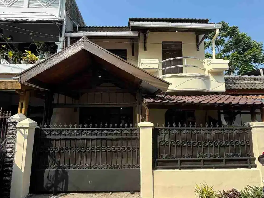 Jual cepat rumah 2 lantai 500 jutaan di Riungbandung, lokasi depan