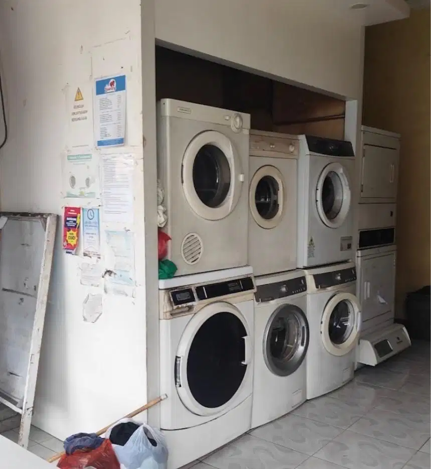 Mesin Pengering & Mesin Cuci Second Electrolux