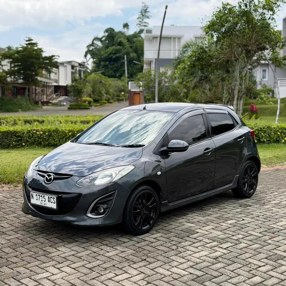 Mazda 2 Type R Tertinggi Matic N Malang Kota