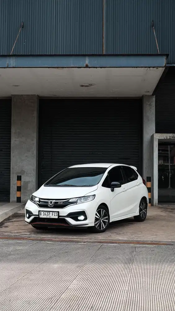 Honda Jazz Rs 2019 manual nik 2018 mt antik low km putih terawat mulus