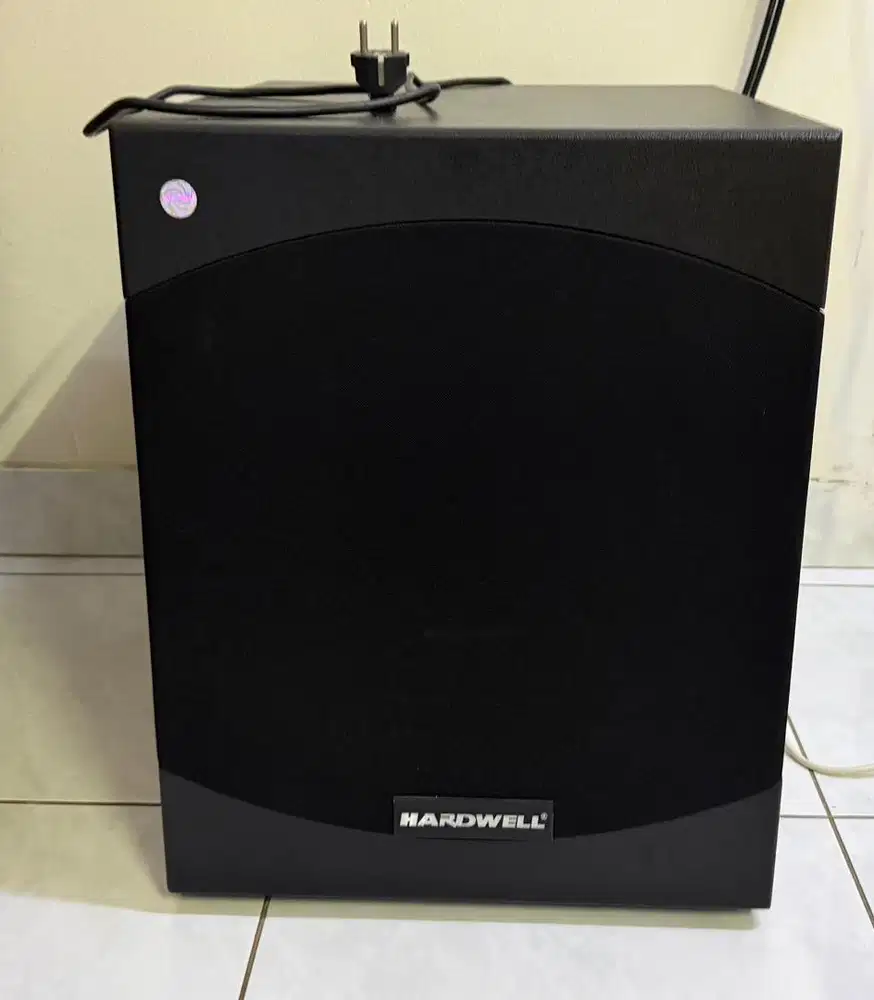 Hardwell Professional Audio Set – Amplifier + Subwoofer + Speakers