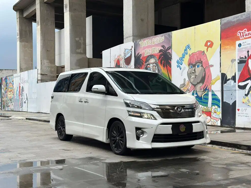 TOYOTA VELLFIRE ZG PS CBU 2.5 AT 2013