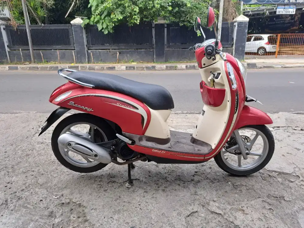 Honda scoopy 2014