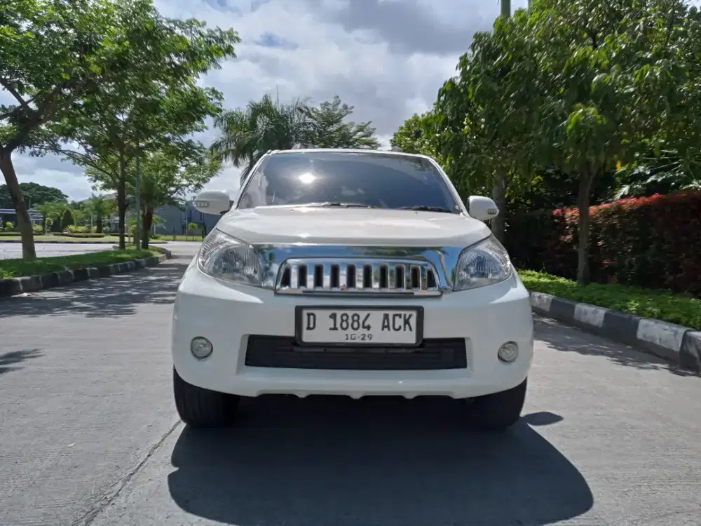 DP 7 jt Daihatsu Terios TS Extra Manual 2014