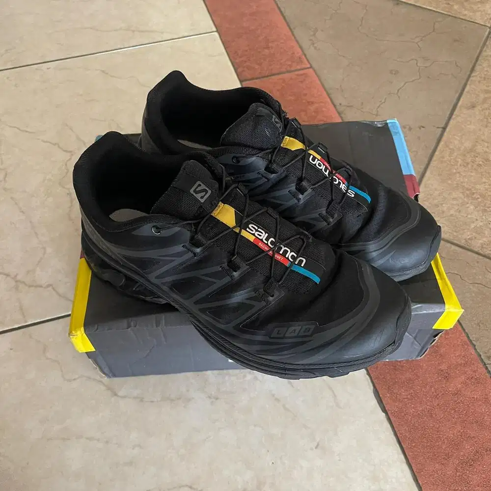 Sepatu sneakers salomon xt-6 black phantom