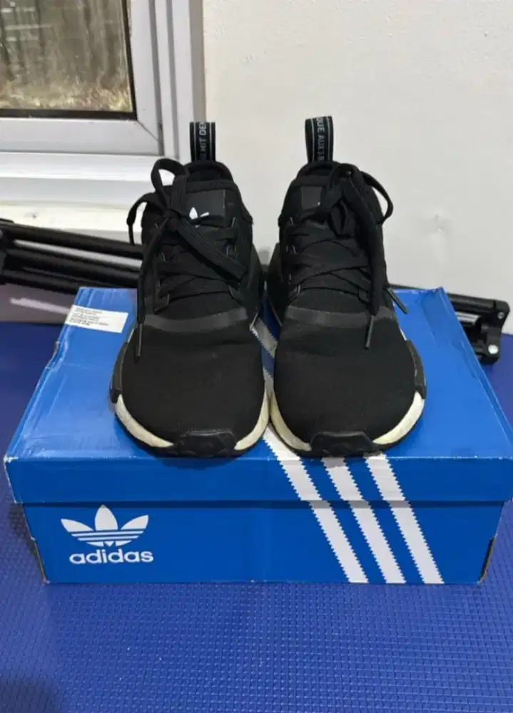SEPATU ADIDAS NMD R1 ORI