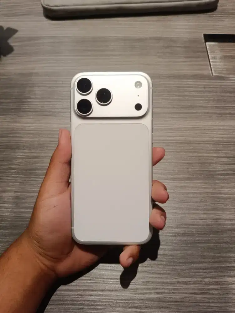 IPHONE 17 PRO SILVER 256GB