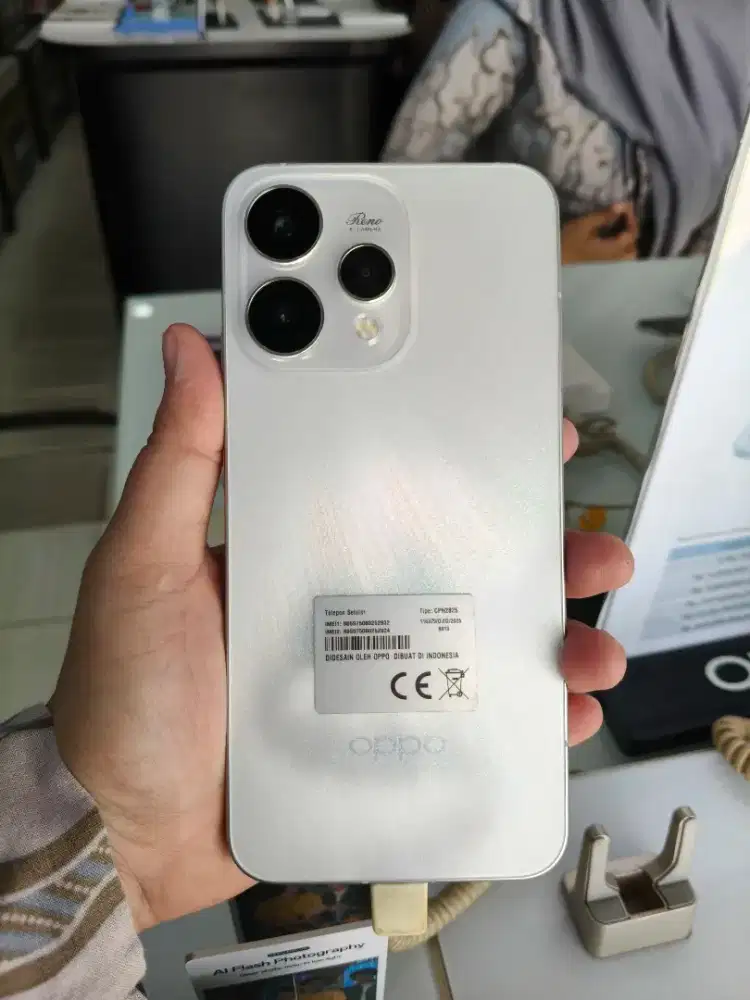 Pre order reno 15series bisa kontan atau cicilan