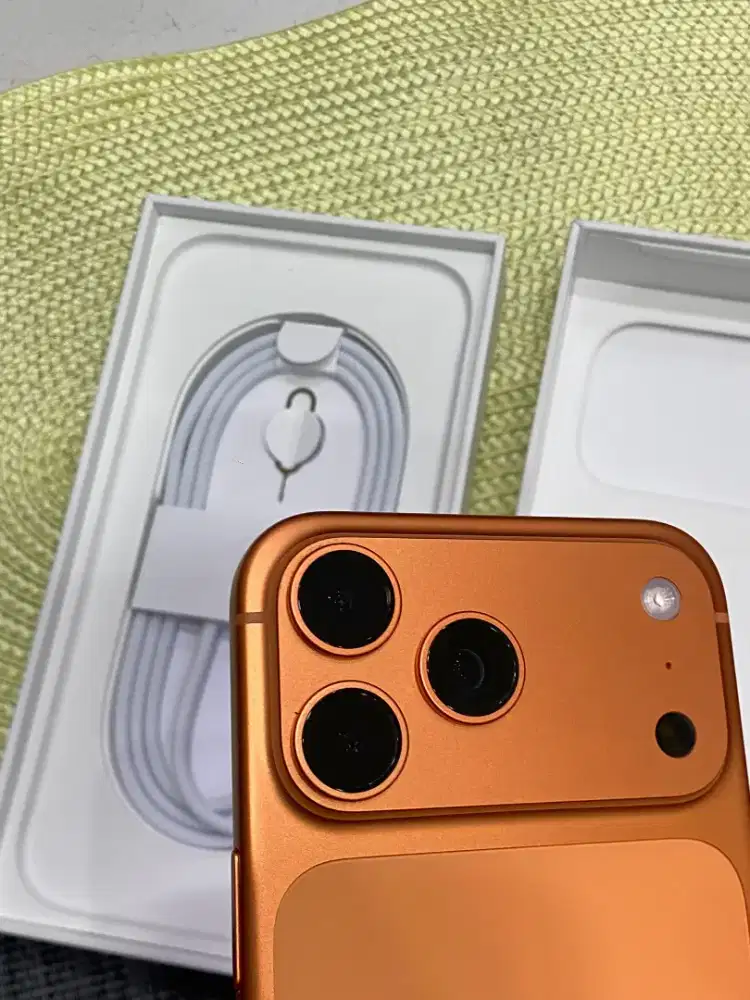 iphone 17 promax resmi ibox fullset
hb 100%