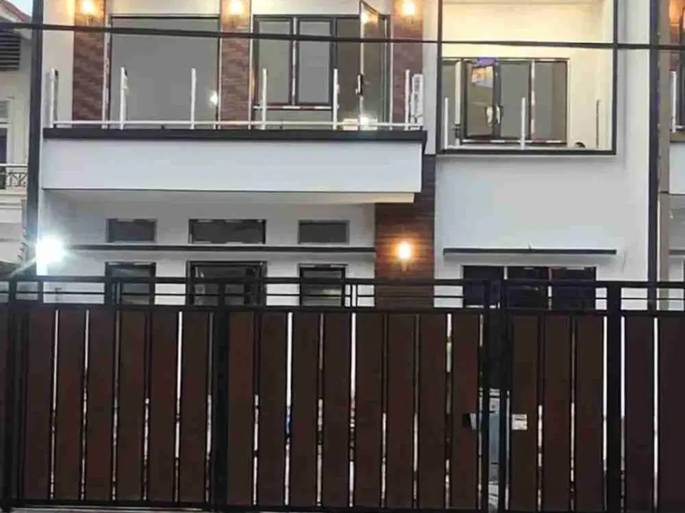 BRAND NEW Dijual Rumah Nusa Loka BSD CITY