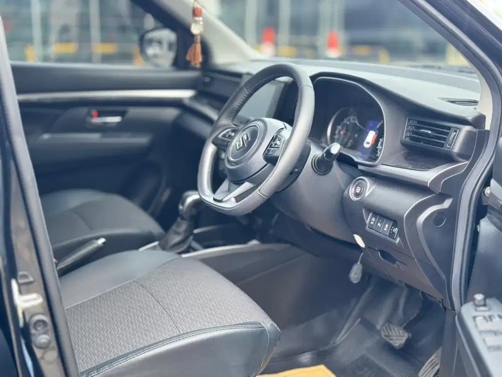 XL 7 alpha hybrid 2025