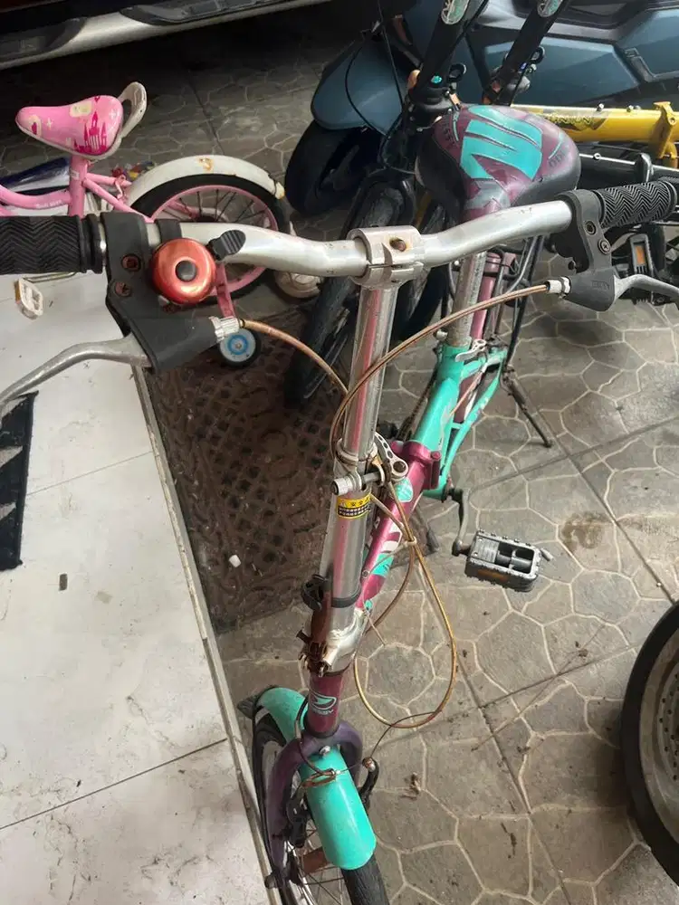 DIJUAL MURAH SEPEDA ANAK 200ribu aja.