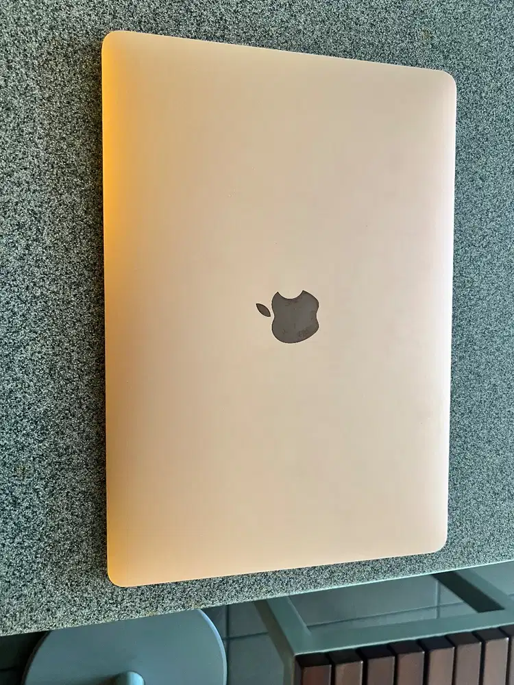 macbook air 2019 rose gold