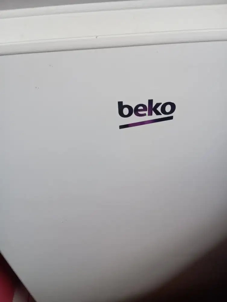 kulkas bekas merek beko