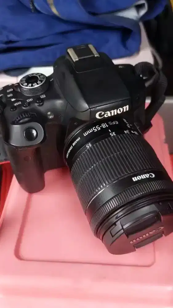 Kamera Canon 750D WiFi Touchscreen